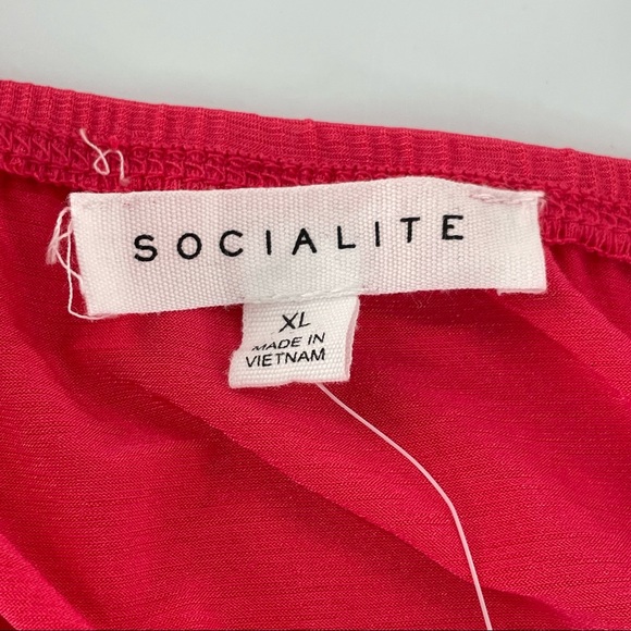 Socialite beaded top Nwt size Xl pink - Picture 8 of 8